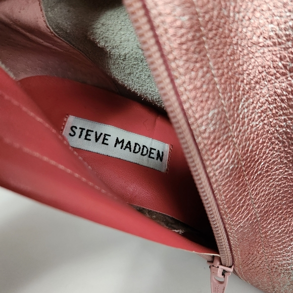 Steve Madden • Pink, Distressed Metallic Faux-Leather Stiletto Boots, size 9 - Picture 7 of 8
